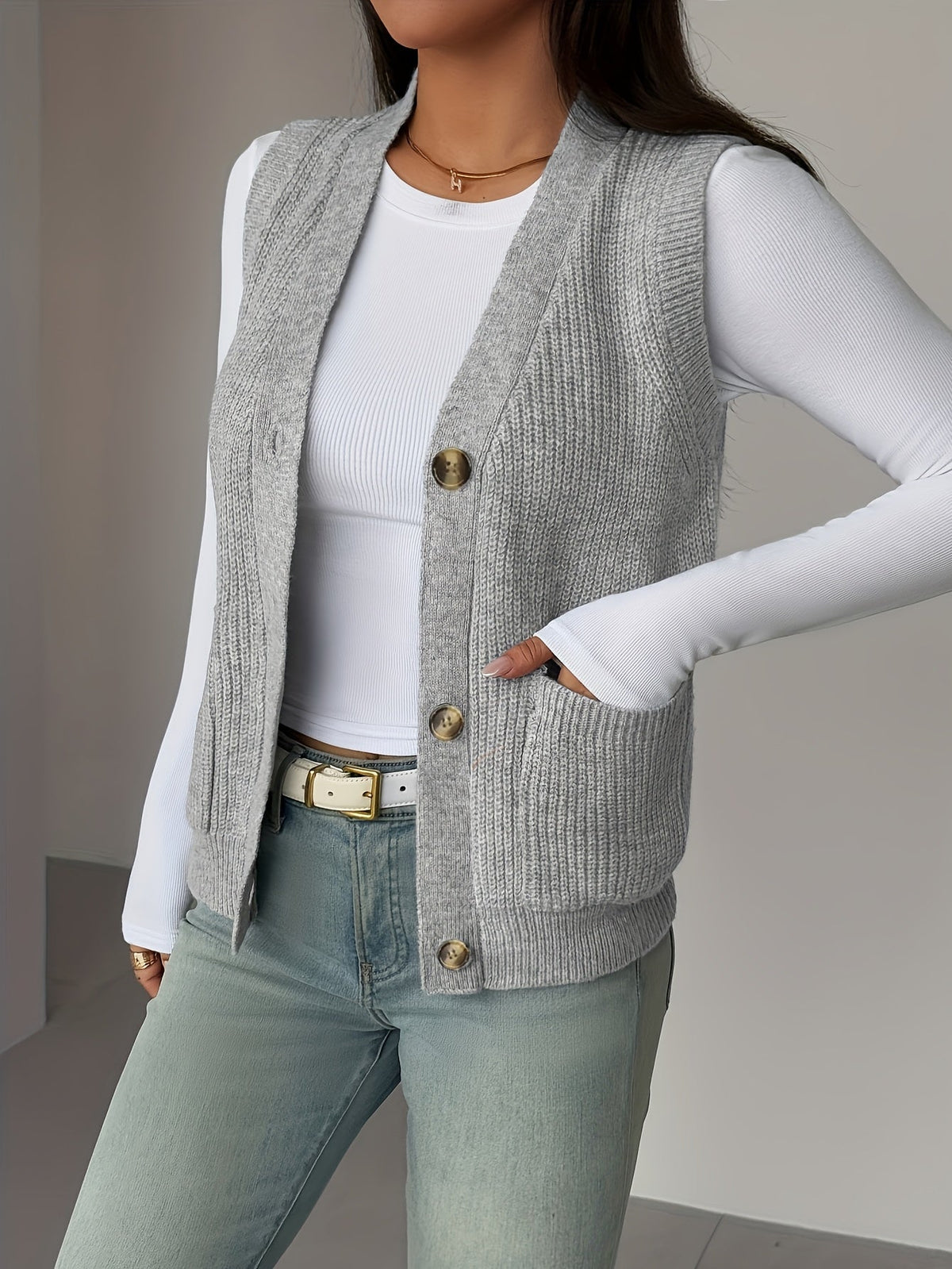 Kessoro women's buttoned V-neck knit vest with front pockets in soft neutral colourways