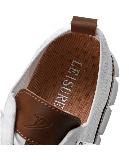 Men's lightweight breathable mesh everyday sneakers with a cushioned sole