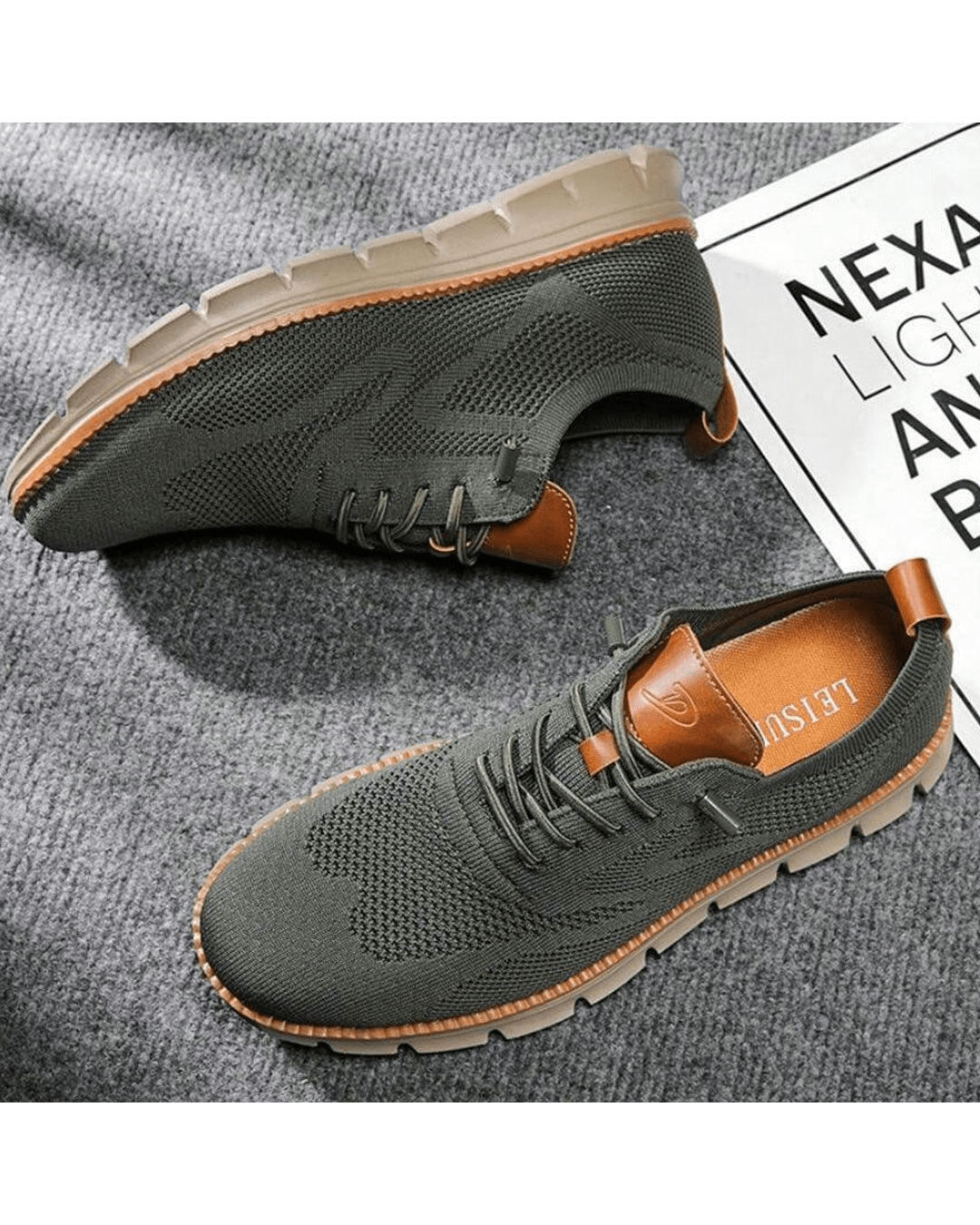 Men's lightweight breathable mesh everyday sneakers with a cushioned sole
