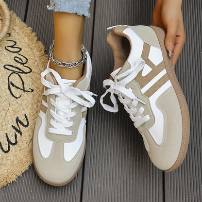 Kessoro women's wide-toe cushioned everyday sneakers in white and brown