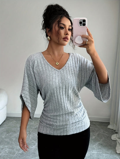 Kessoro women's relaxed draped V-neck top in grey – image 2 of 5