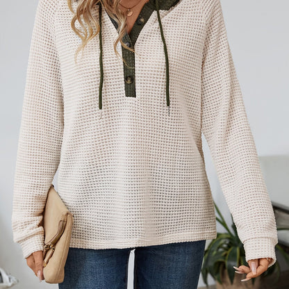 Women's waffle-knit button-neck hoodie in beige and black — Kessoro, image 11 of 12