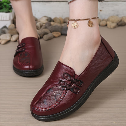 Women's cushioned wide-fit slip-on loafers in black, red and brown, view 7
