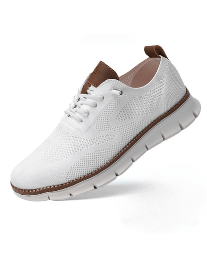 Men's lightweight breathable mesh everyday sneakers with a cushioned sole
