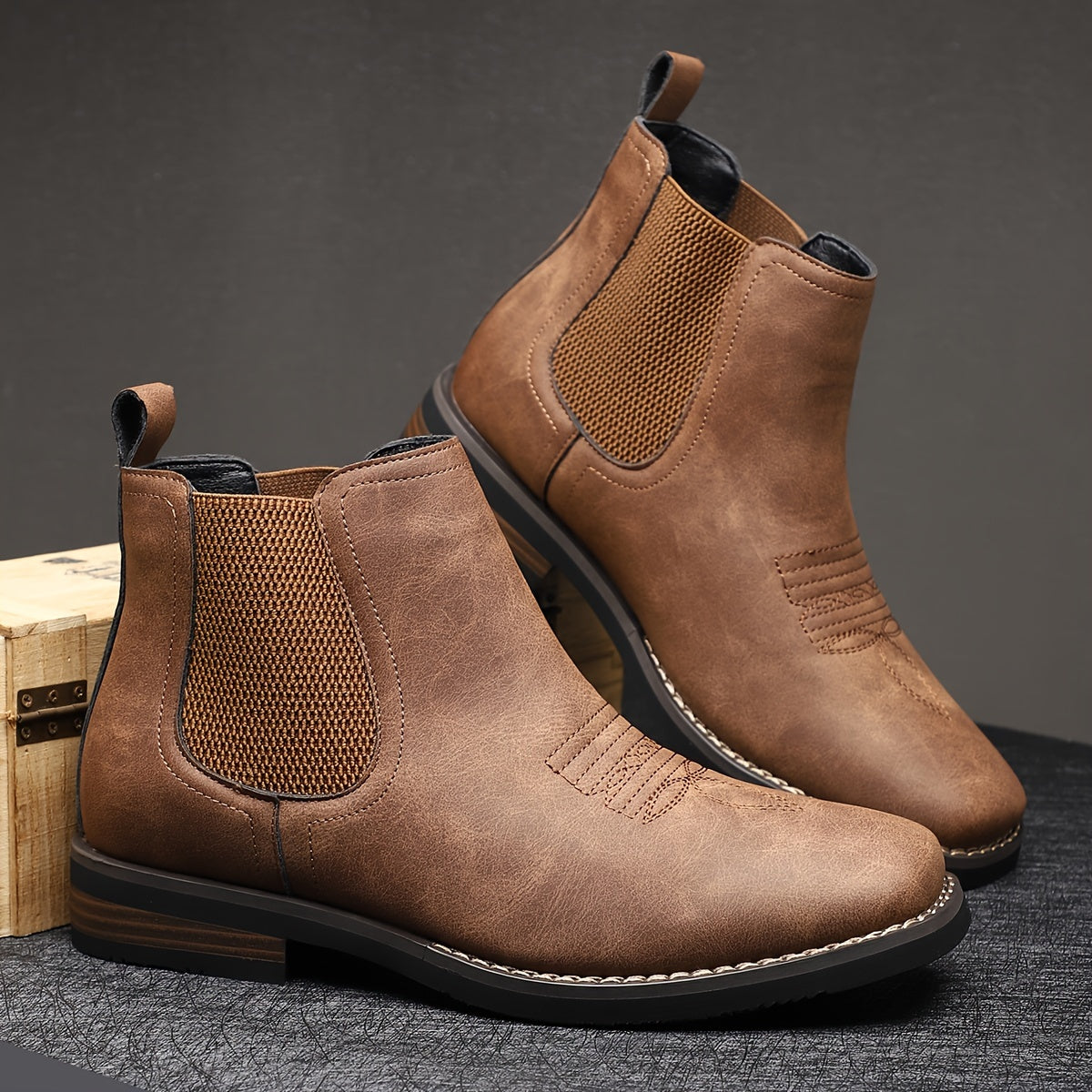 Kessoro men's classic elastic-panel Chelsea boots in black or brown leather with a pull tab