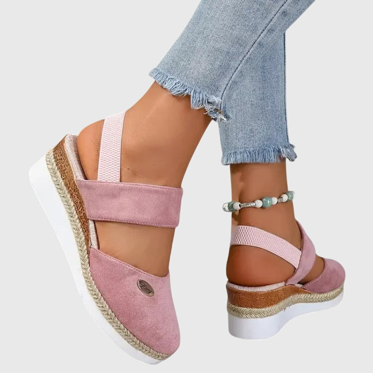 Women's cushioned adjustable-strap wedge sandals in beige, pink, red, grey and black — Kessoro, image 8 of 11