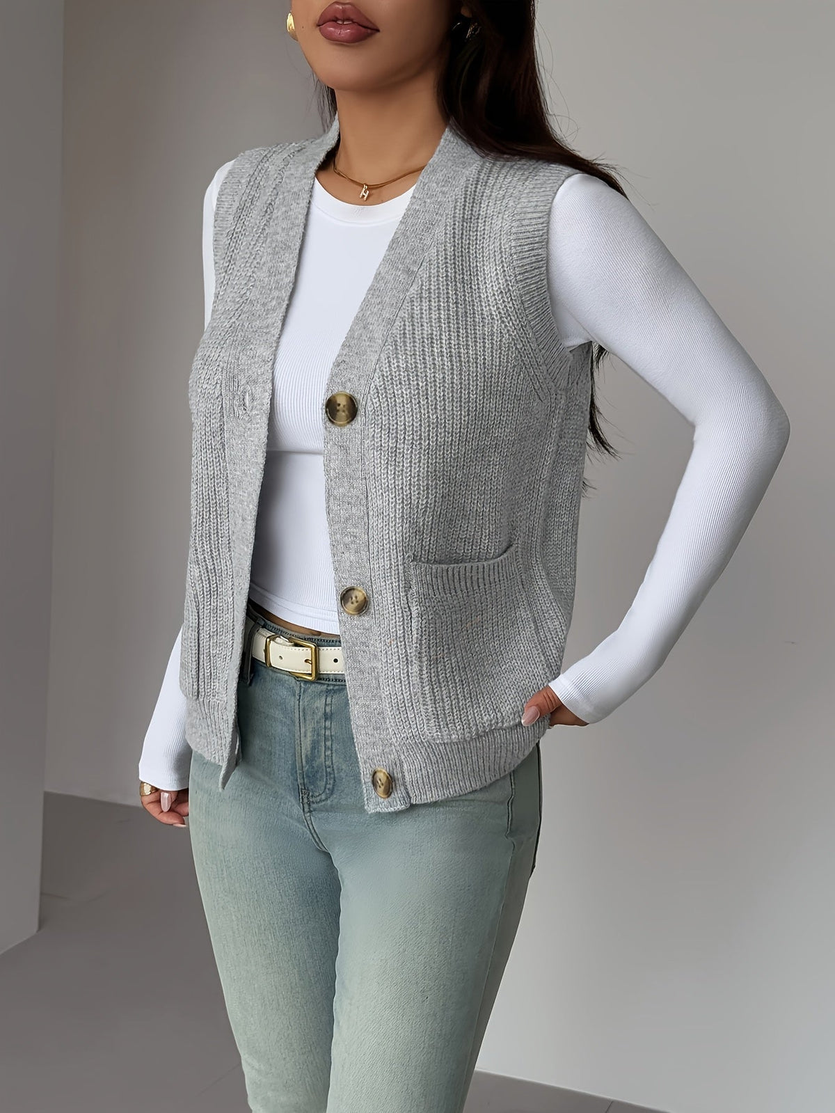 Kessoro women's buttoned V-neck knit vest with front pockets in soft neutral colourways