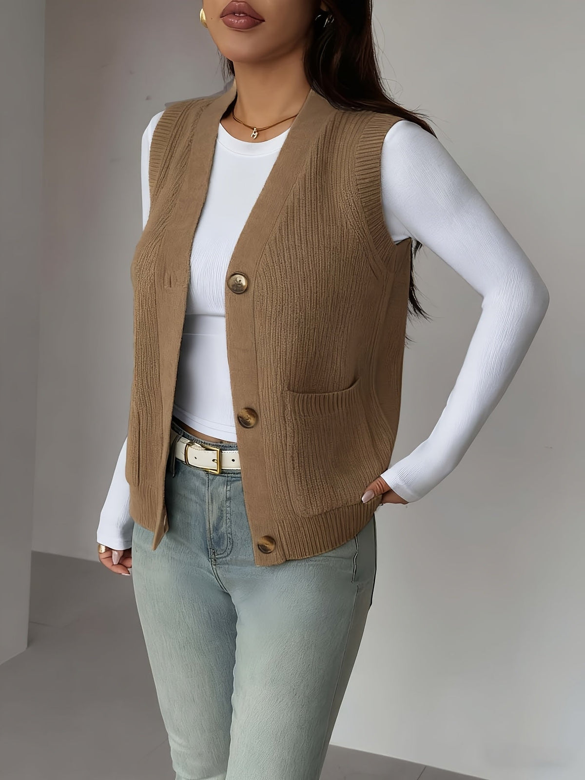 Kessoro women's buttoned V-neck knit vest with front pockets in soft neutral colourways