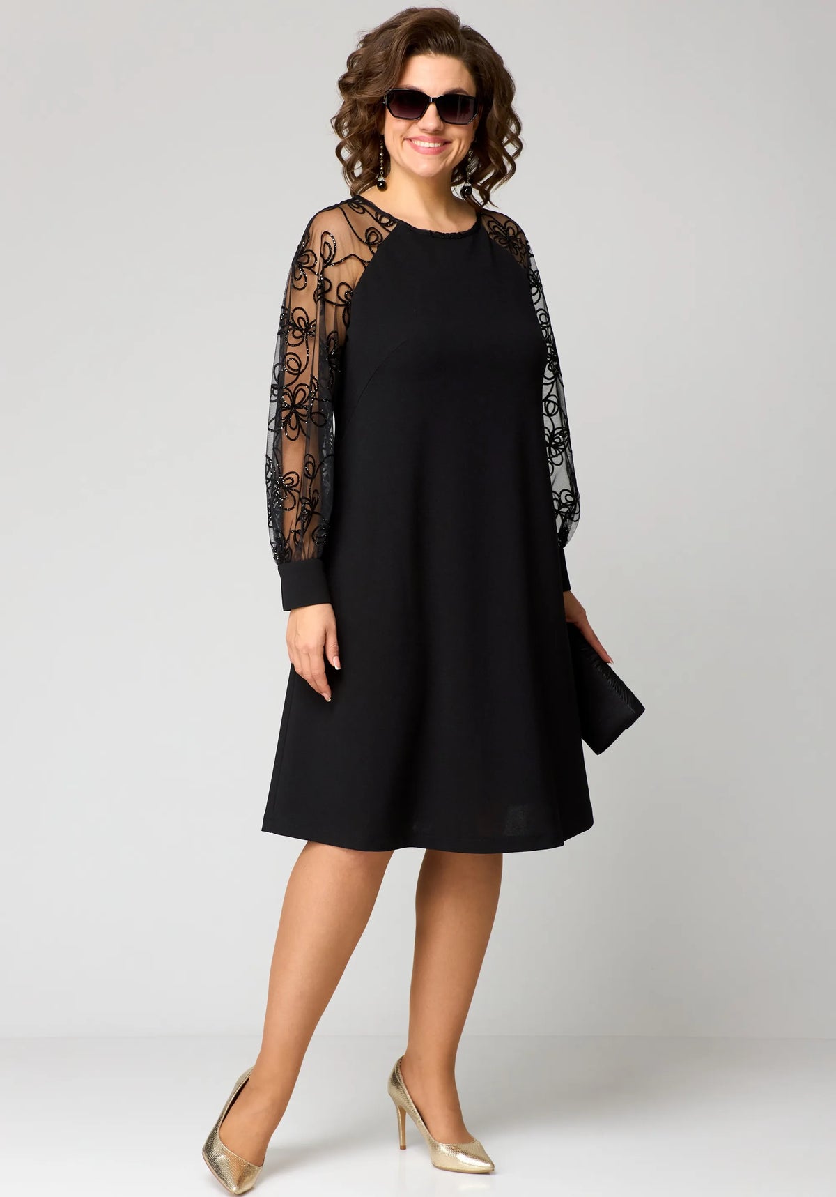 Women's floral lace sleeve midi dress in black