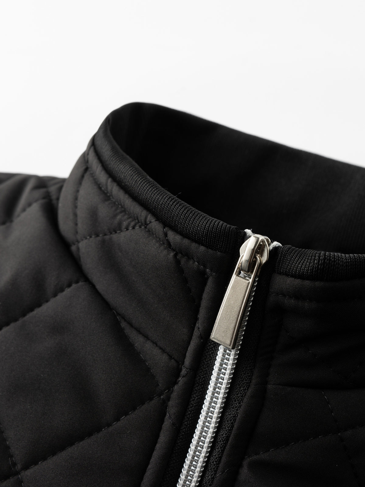 Kessoro unisex quilted bomber jacket in black with a full-length zip