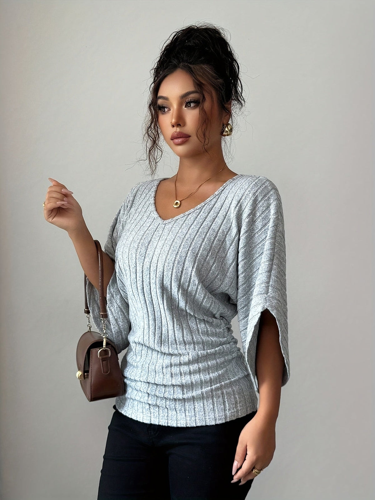 Kessoro women's relaxed draped V-neck top in grey – image 5 of 5