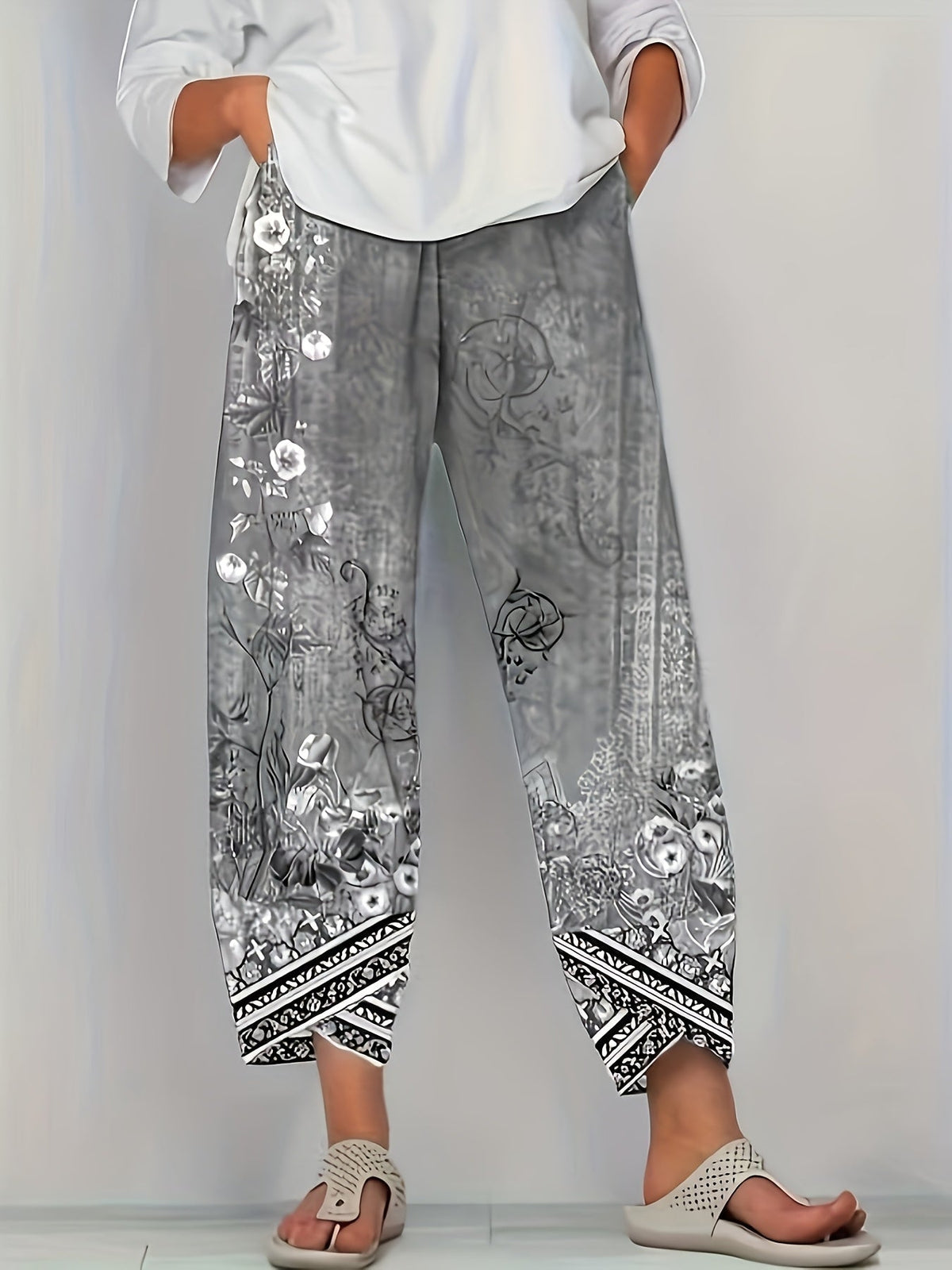 Kessoro women's botanical print elastic-waist cropped trousers in vintage plant and retro colours