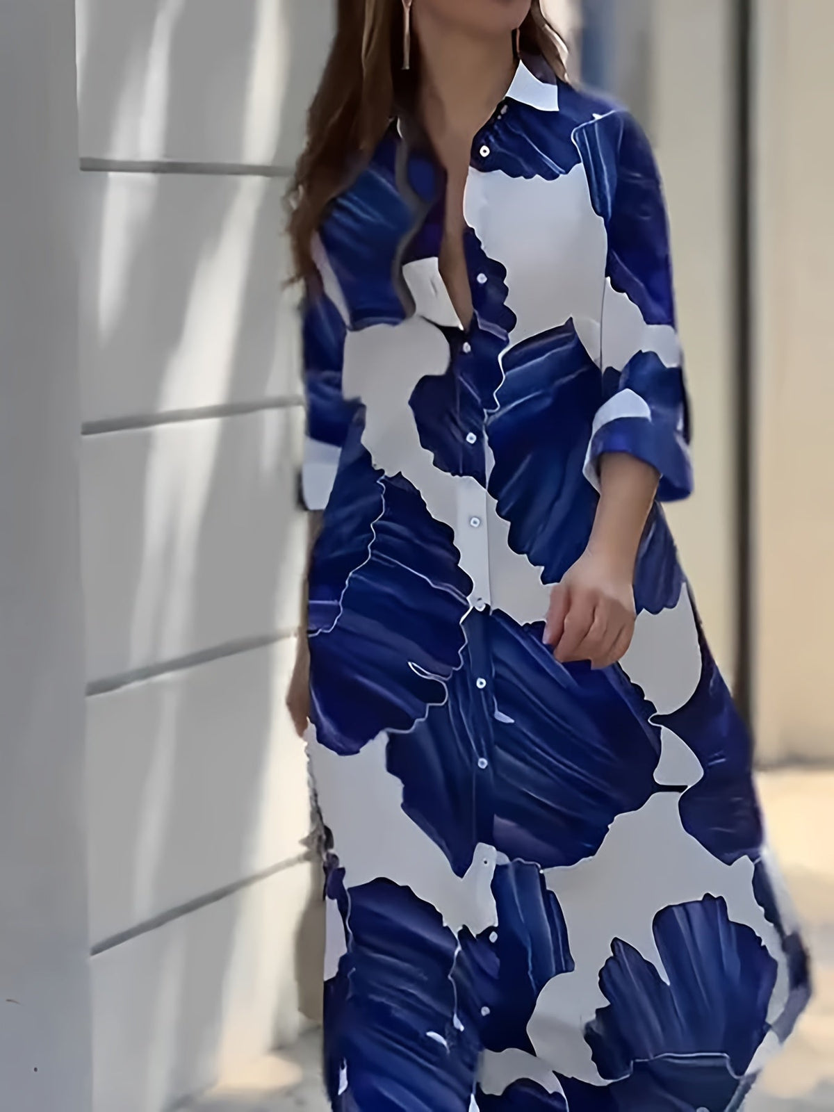 Women's flowing print collared maxi dress in blue