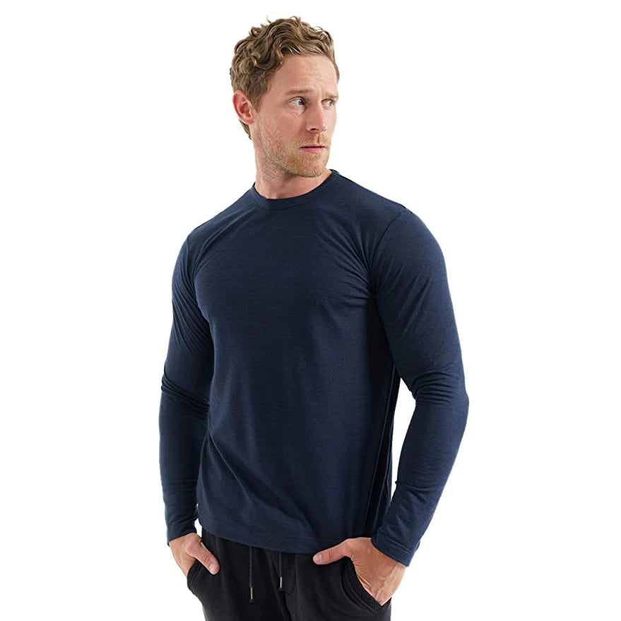 Men's long-sleeve wool T-shirt, worn