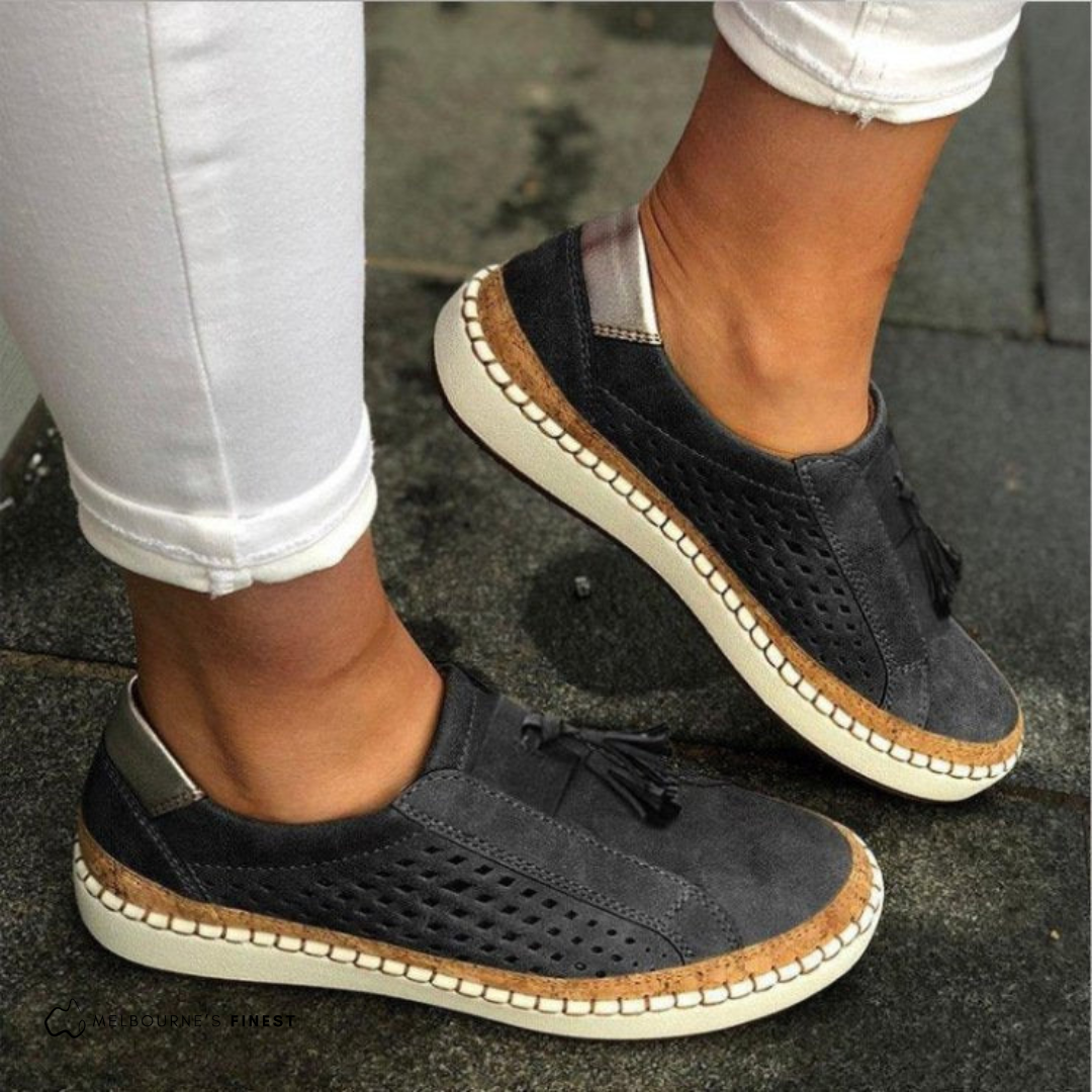 Women's cushioned breathable slip-on sneakers with perforated upper