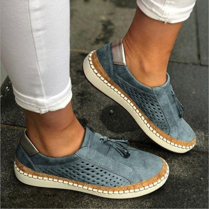 Women's cushioned breathable slip-on sneakers with perforated upper