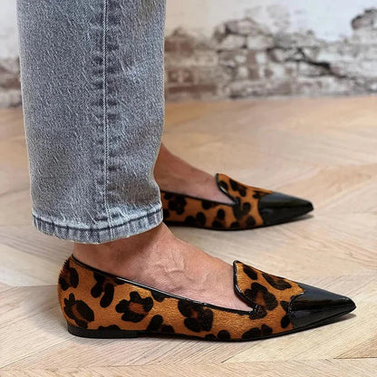 Kessoro women's animal print pointed toe ballet flats in black and neutral