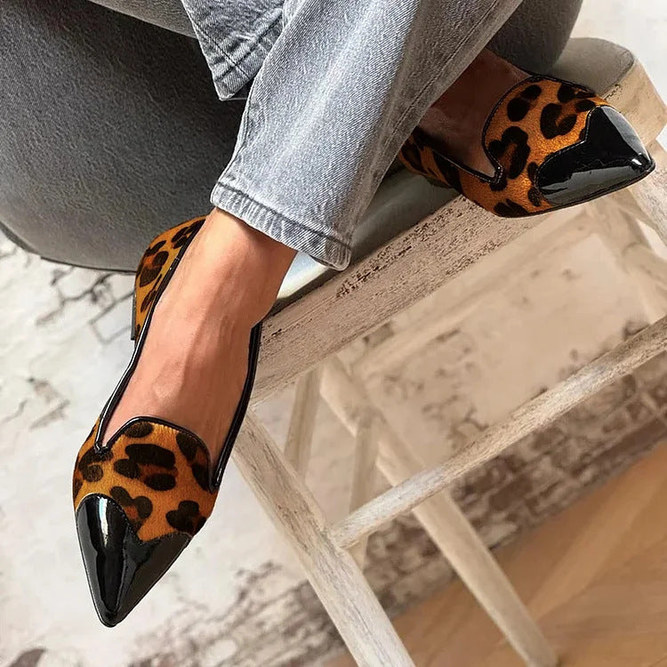 Kessoro women's animal print pointed toe ballet flats in black and neutral