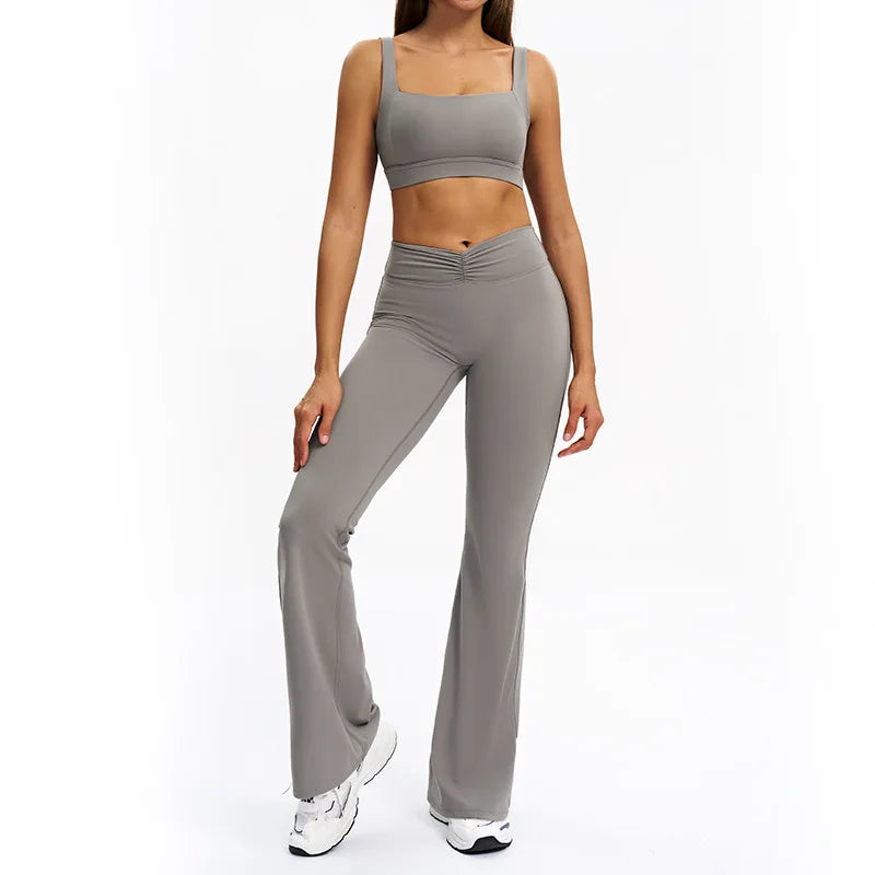 Women's long-sleeve 2-piece set, front view on model