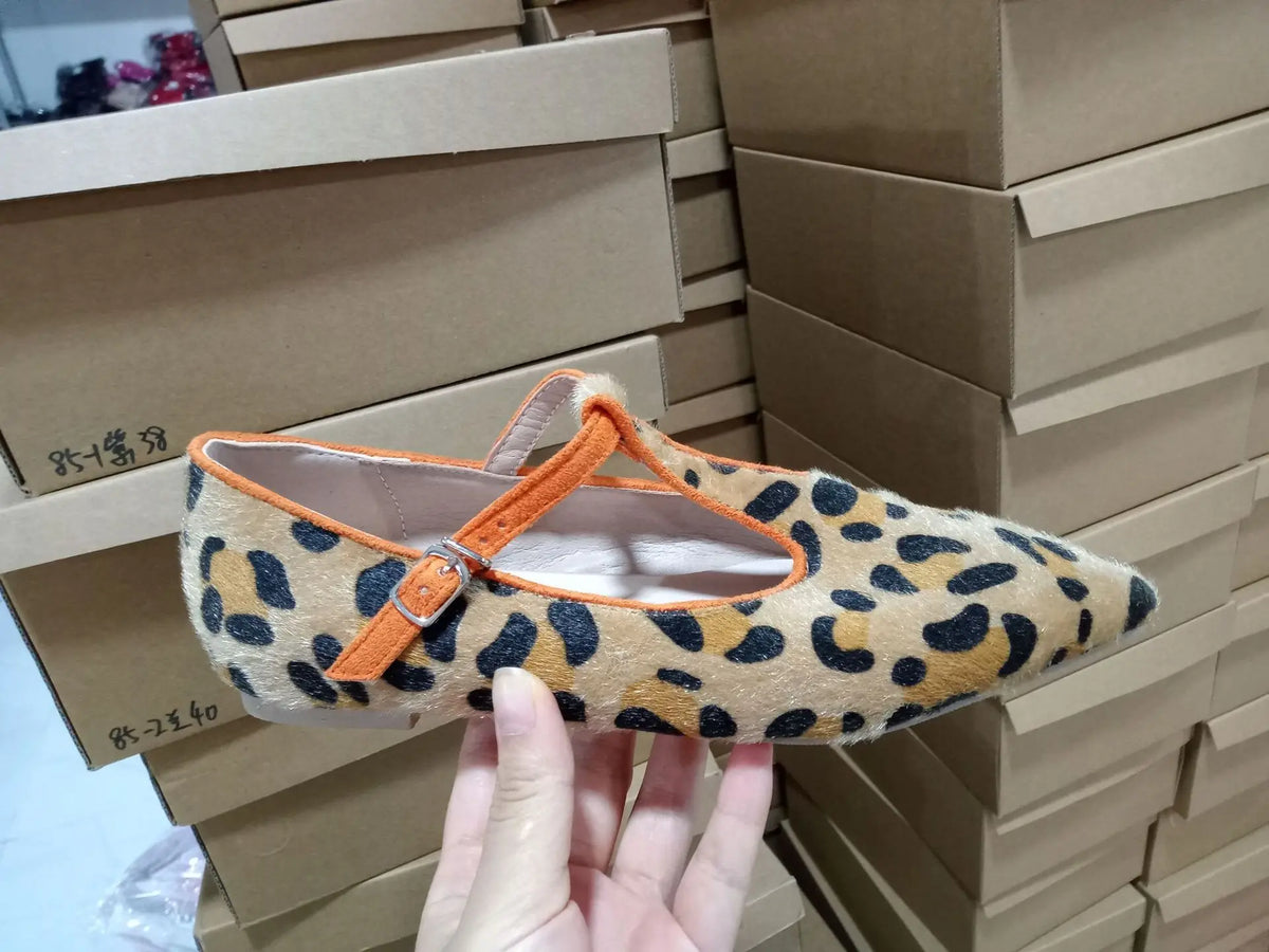 Kessoro Women's Leopard Print Pointed-Toe Low Heel Pumps — view 3