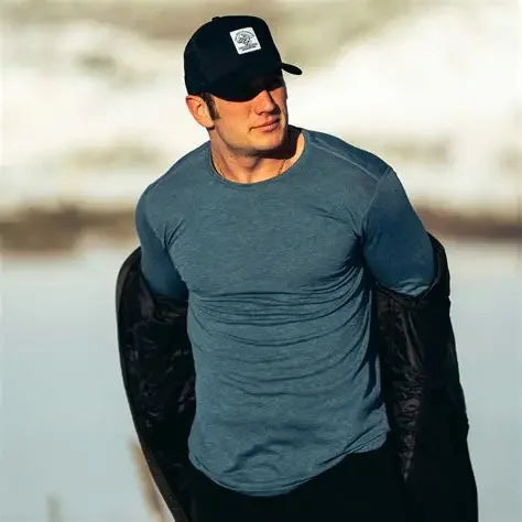 Kessoro Men's Long-Sleeve Wool T-Shirt — view 4