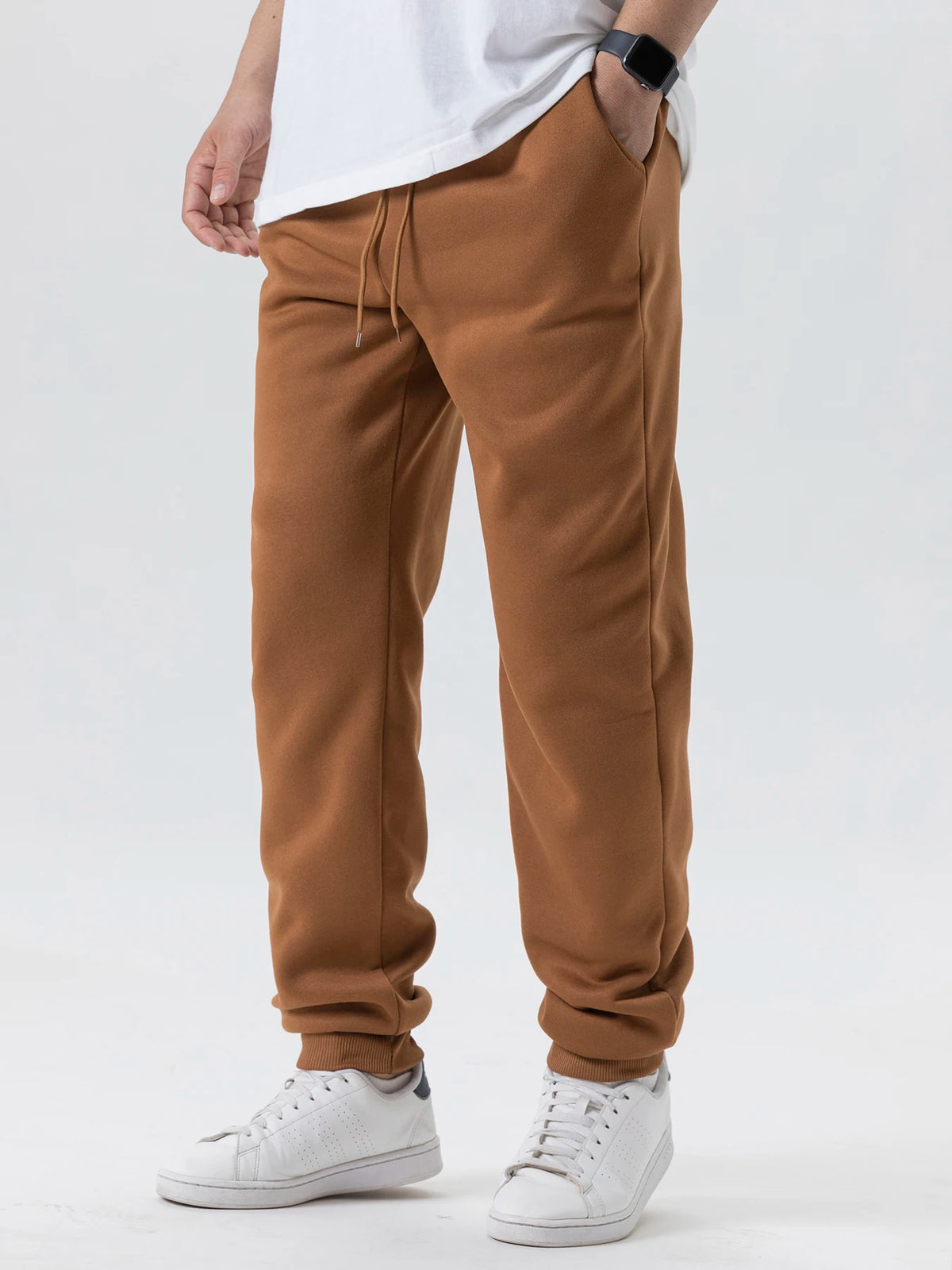 Kessoro Men's Tapered Fleece Jogger Sweatpants — view 5