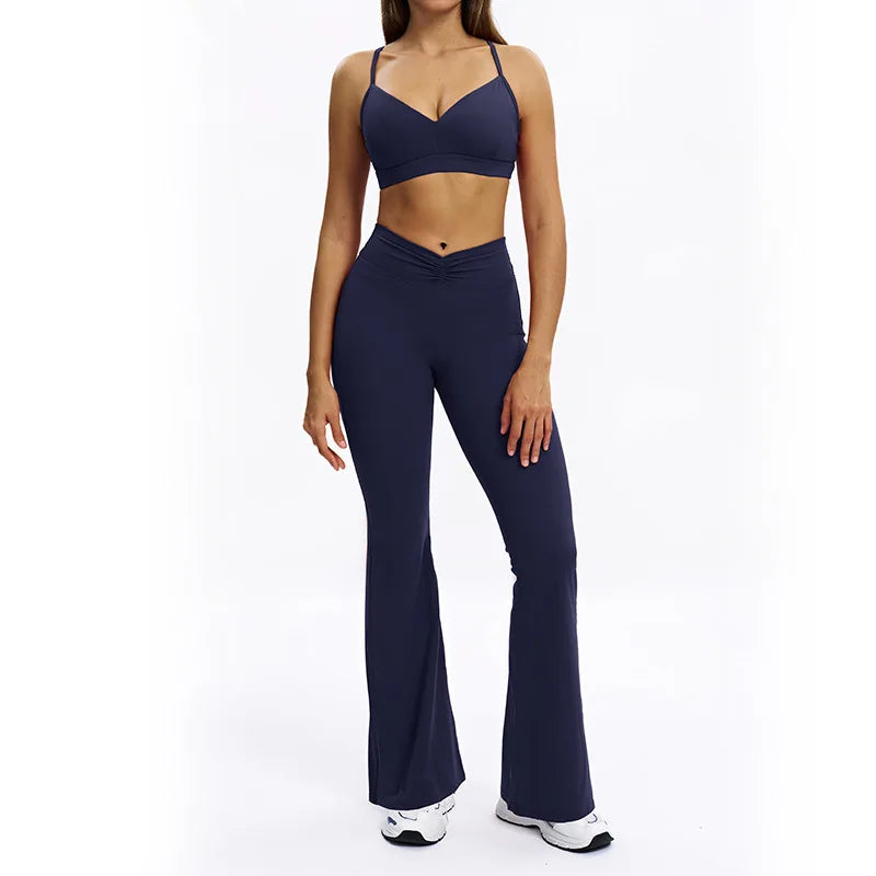Women's long-sleeve 2-piece set, upper body detail