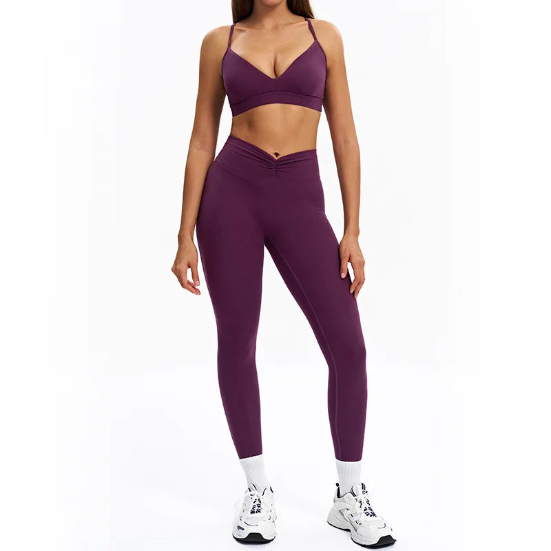 Women's long-sleeve 2-piece set, worn