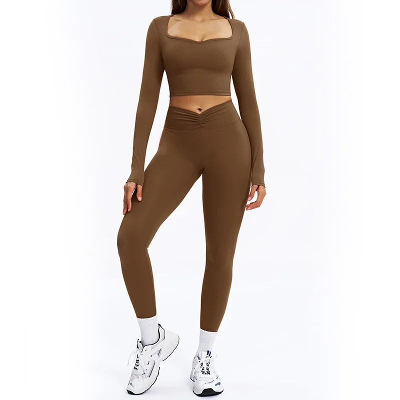 Women's long-sleeve 2-piece set, detail view