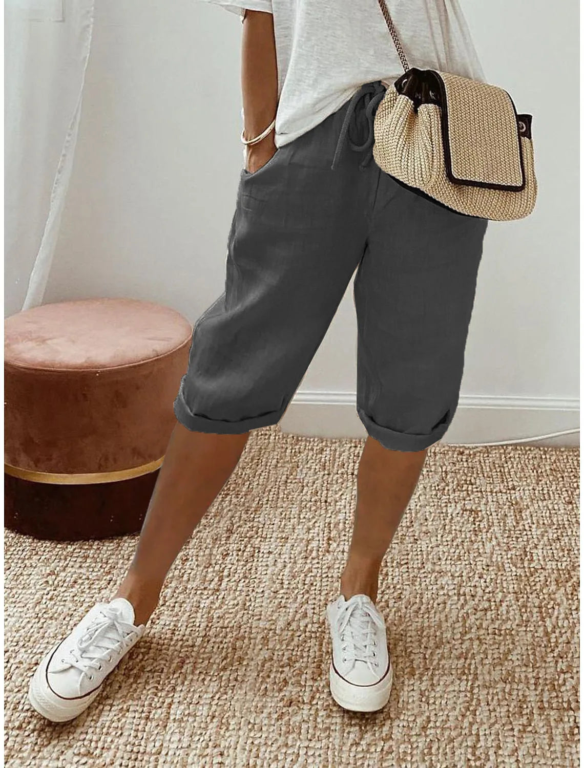 Women's cotton linen elastic-waist casual shorts, fabric detail