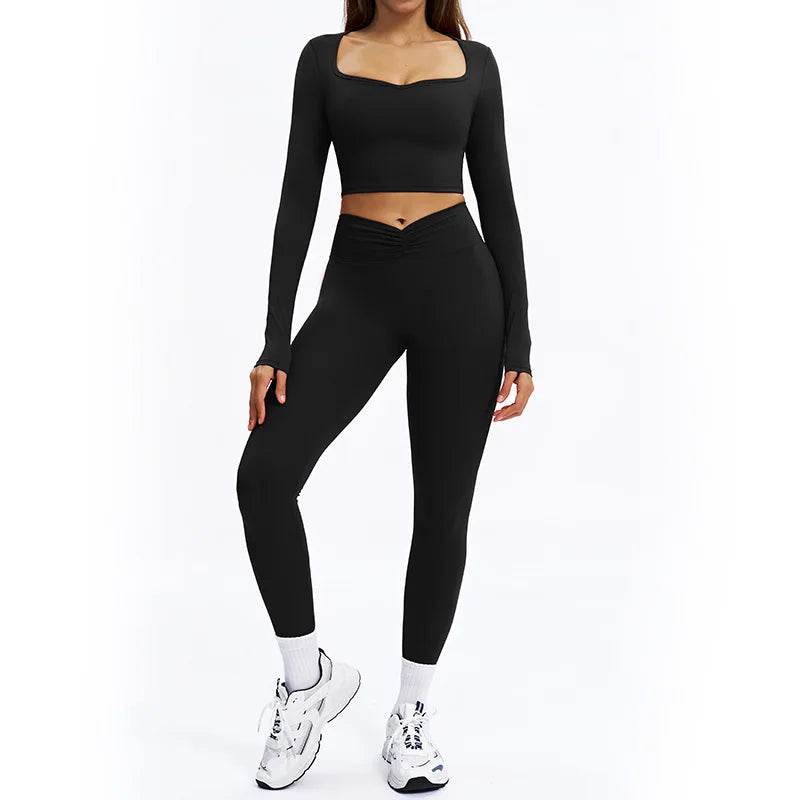 Women's long-sleeve 2-piece set, side view