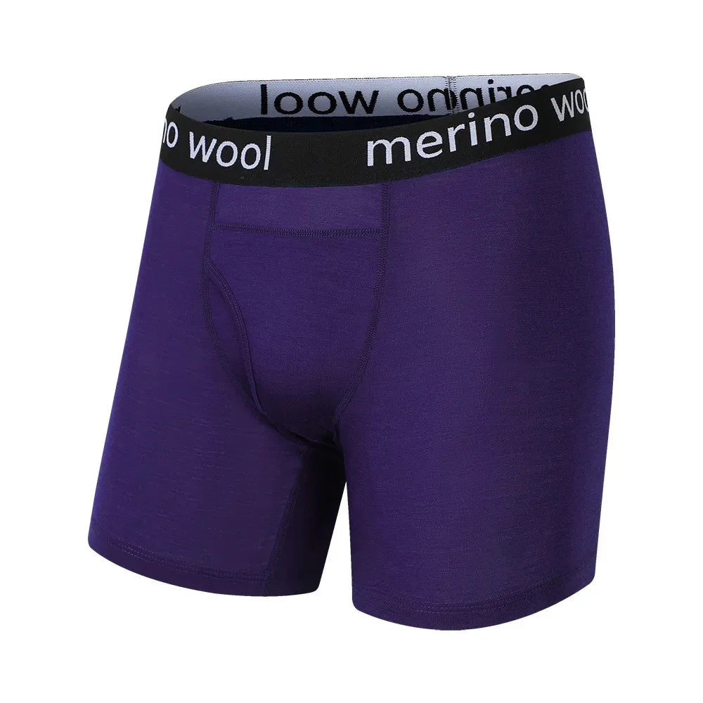 Men's breathable wool top, hem detail