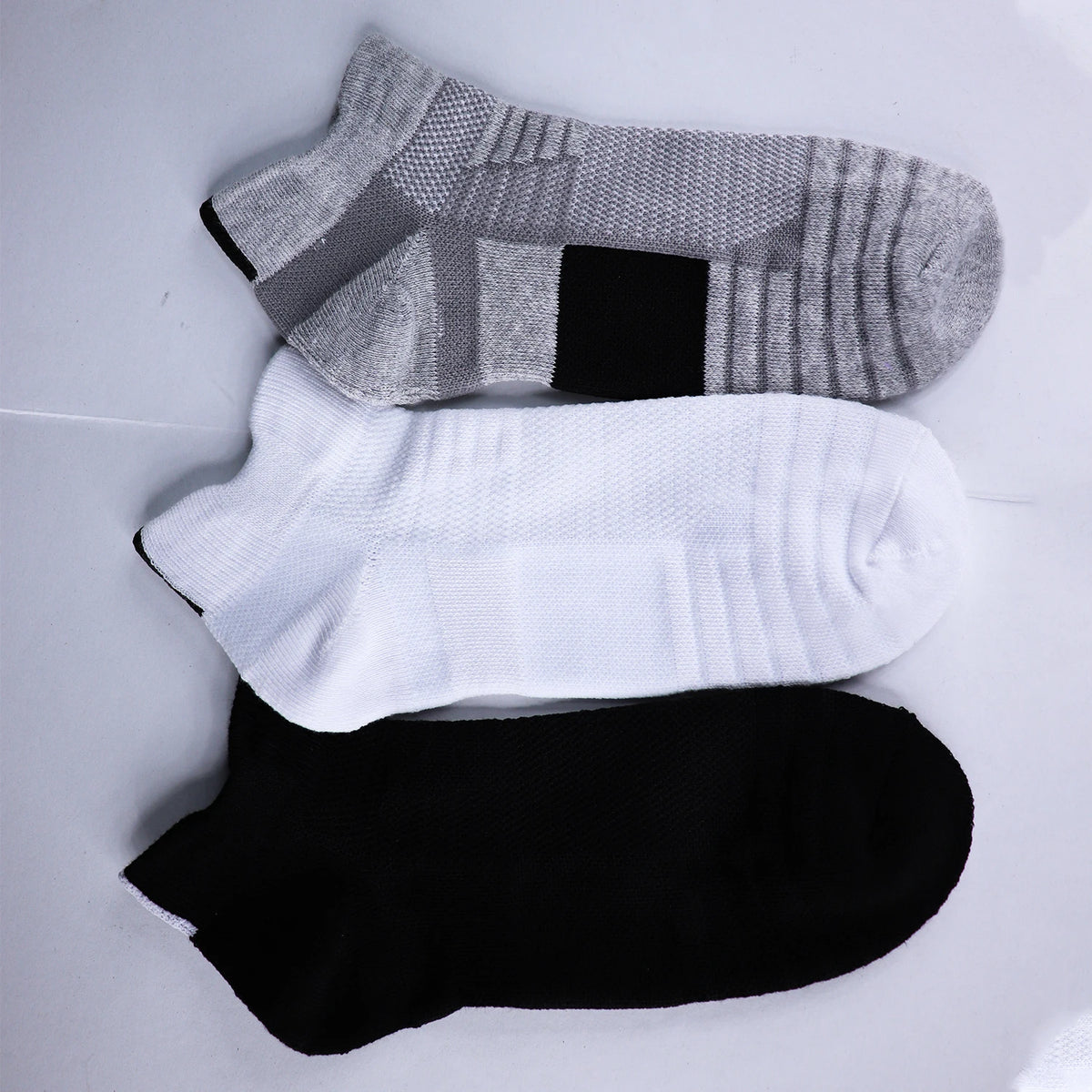Kessoro Men's Cotton Blend Crew Socks 3-Pack — view 7
