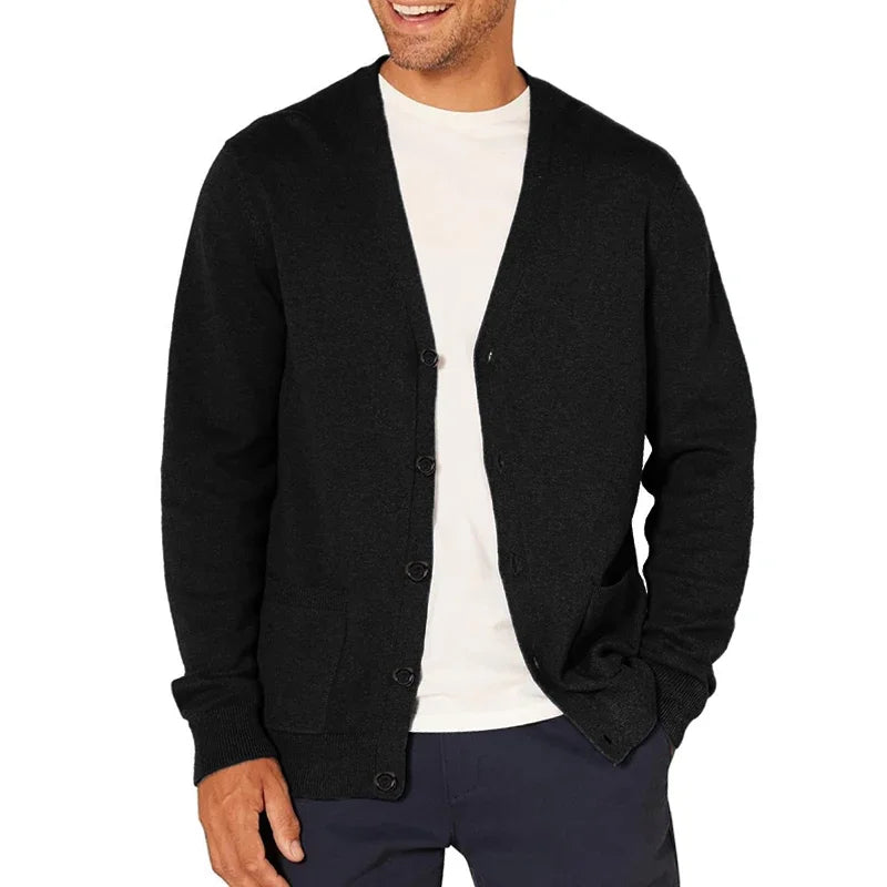 Kessoro Men's Oversized Lightweight Wool Sweater — view 9