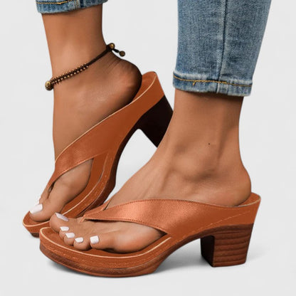 Women's block-heel toe-post sandals in black, brown, gold and white — Kessoro, image 3 of 7