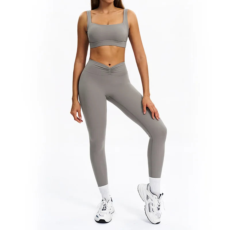 Women's long-sleeve 2-piece set, close-up detail