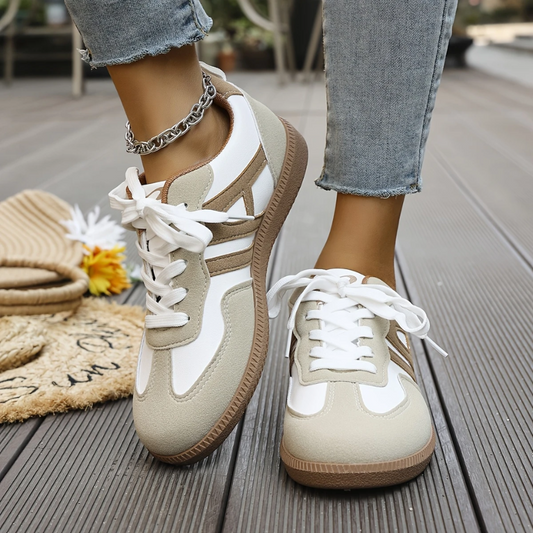 Kessoro women's wide-toe cushioned everyday sneakers in white and brown