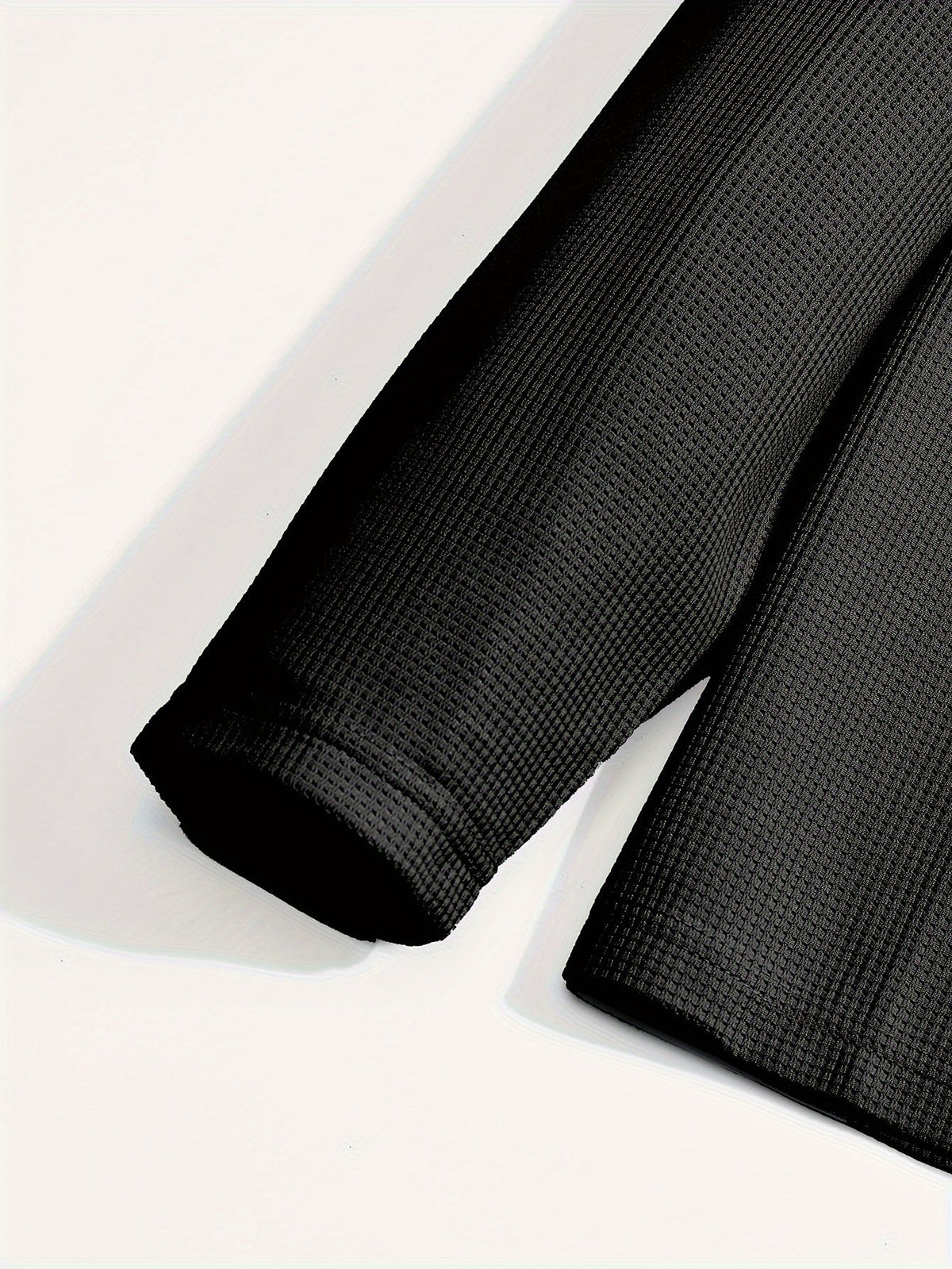 Kessoro Men's Waffle-Knit Two-Piece Outfit Set in white and black, image 17 of 21.