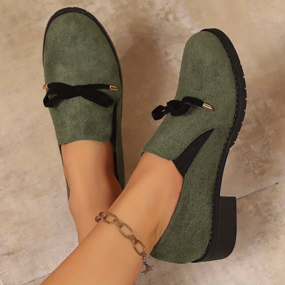Women's bow-detail low-heel slip-on loafers in a green and black colour family (view 9)