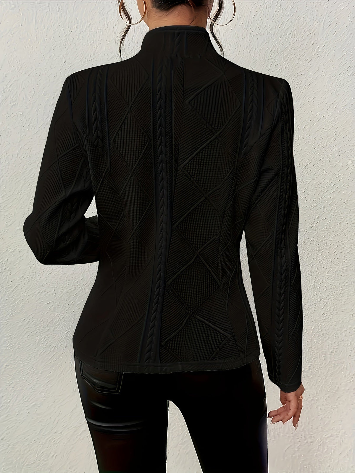 Women's waist-defining textured blazer in white, black, grey and pink tones, colour option 1 back view