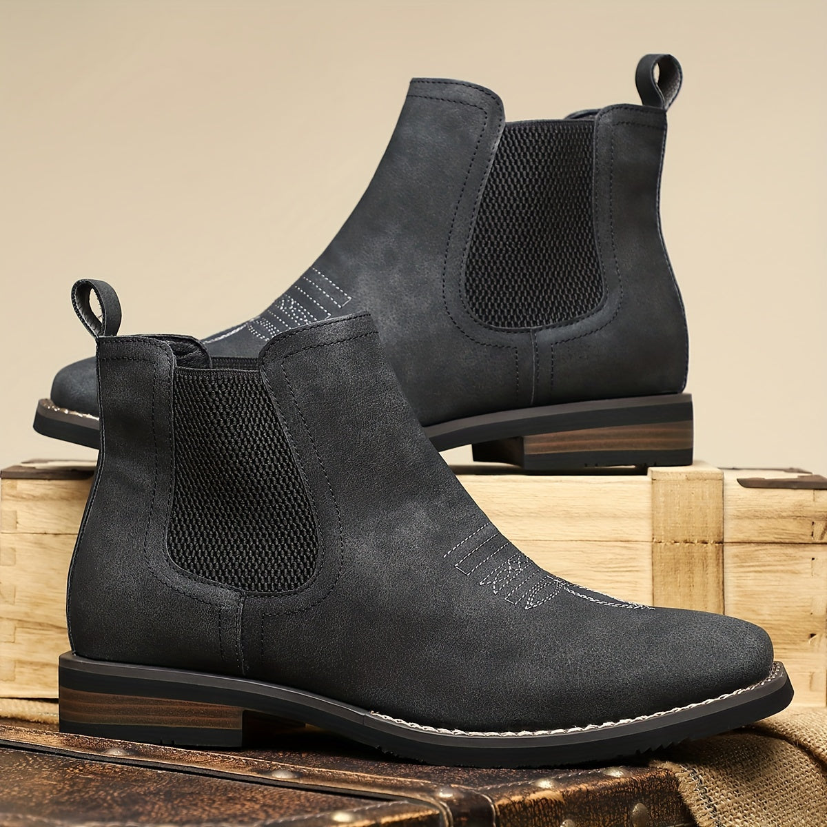 Kessoro men's classic elastic-panel Chelsea boots in black or brown leather with a pull tab