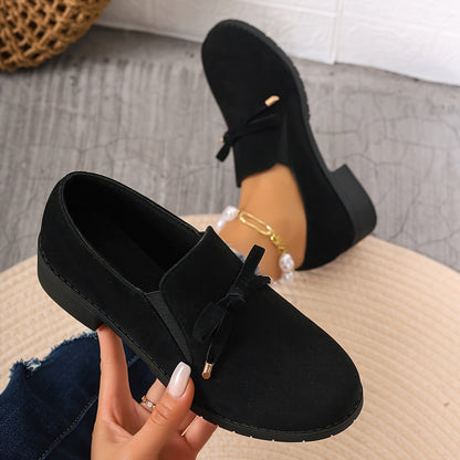 Women's bow-detail low-heel slip-on loafers in a green and black colour family (view 5)