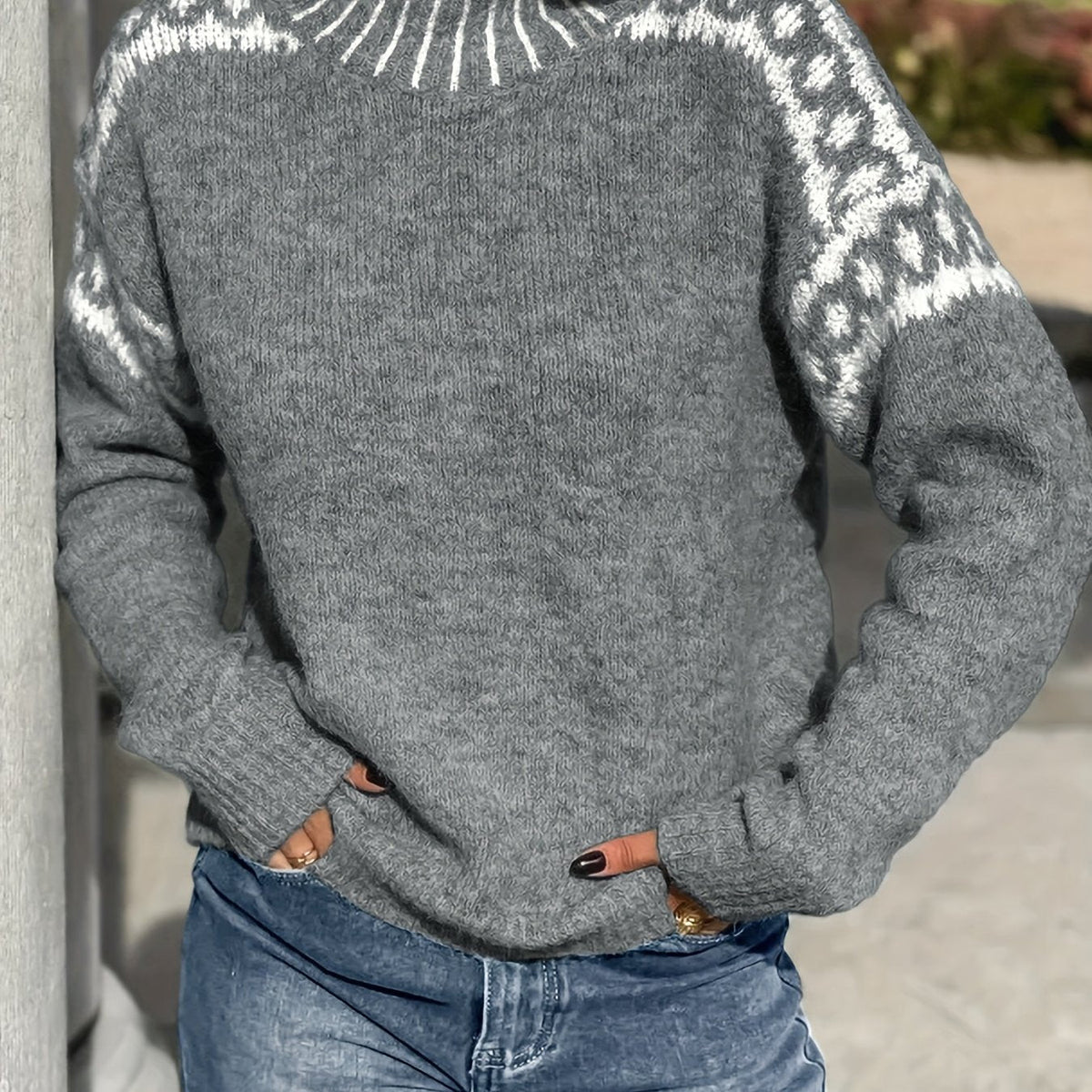 Kessoro women's contrast-trim mock neck knit sweater in dark grey and grey