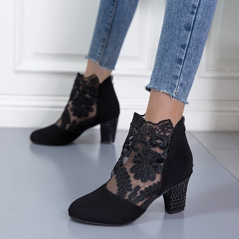 Kessoro women's floral lace block-heel ankle boots in wine, black and yellow