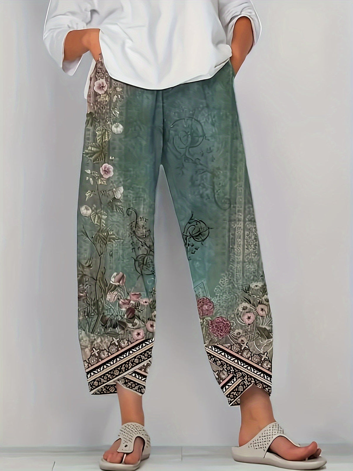 Kessoro women's botanical print elastic-waist cropped trousers in vintage plant and retro colours