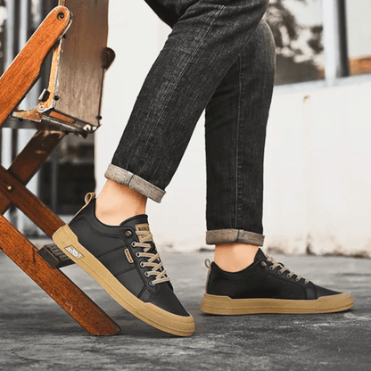 Men's premium leather low-top everyday sneakers in white and black