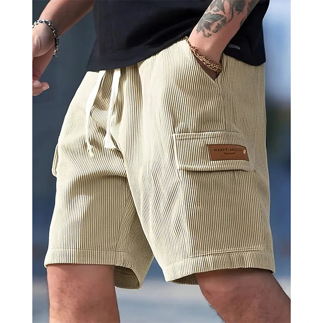 Kessoro men's relaxed fit drawstring cargo shorts in neutral, green and navy tones